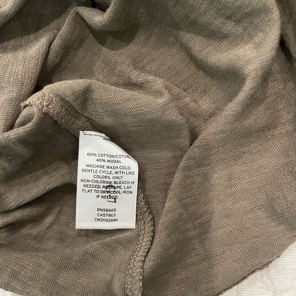 Caslon T-shirt  new with tags. Olive green  size L - Picture 5 of 5